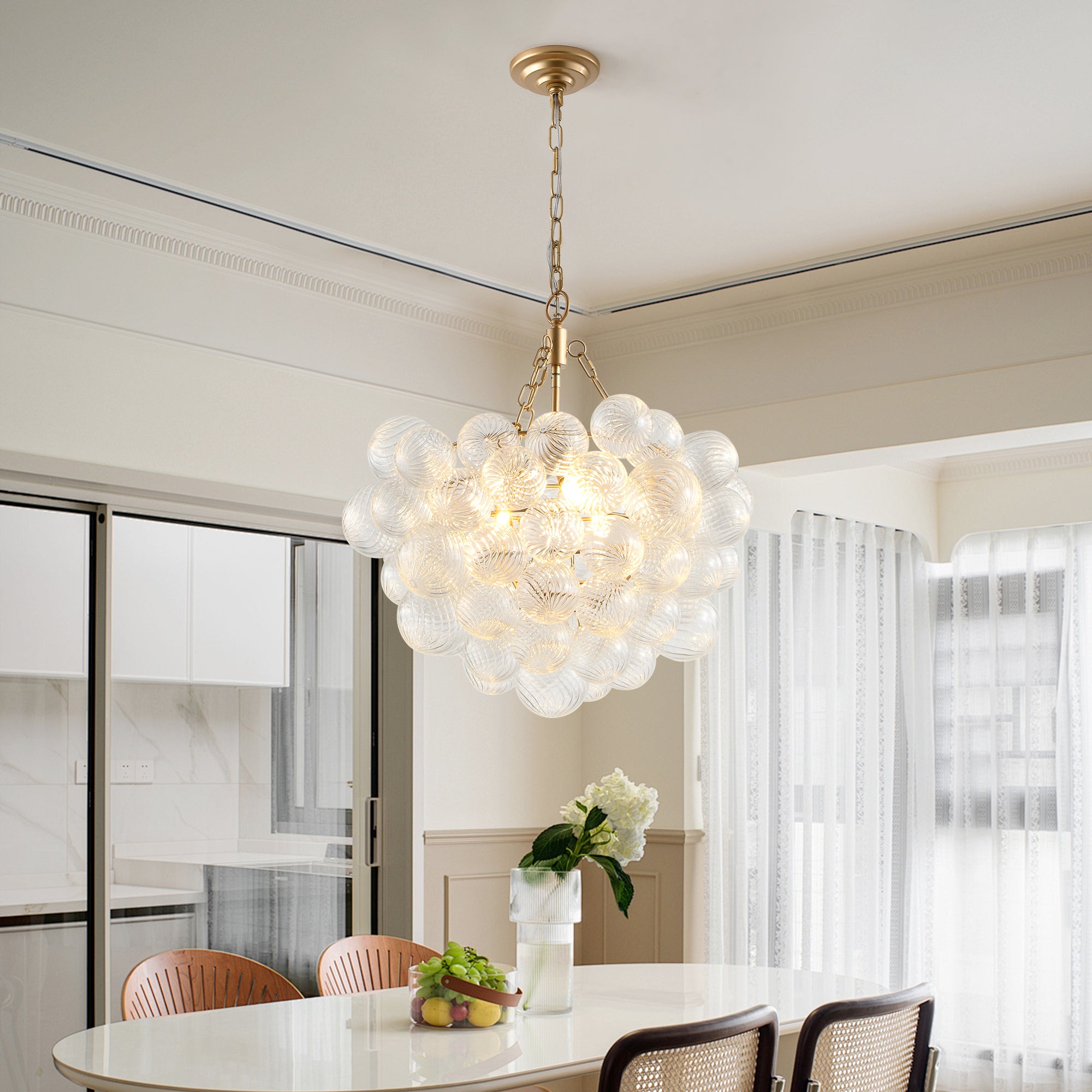 20-Inch Gold Pendant Light Chandelier with Threaded Clear Glass Globe Shade – Adjustable Height, Ideal for Living Room, Dining Room, Kitchen (No Bulbs)