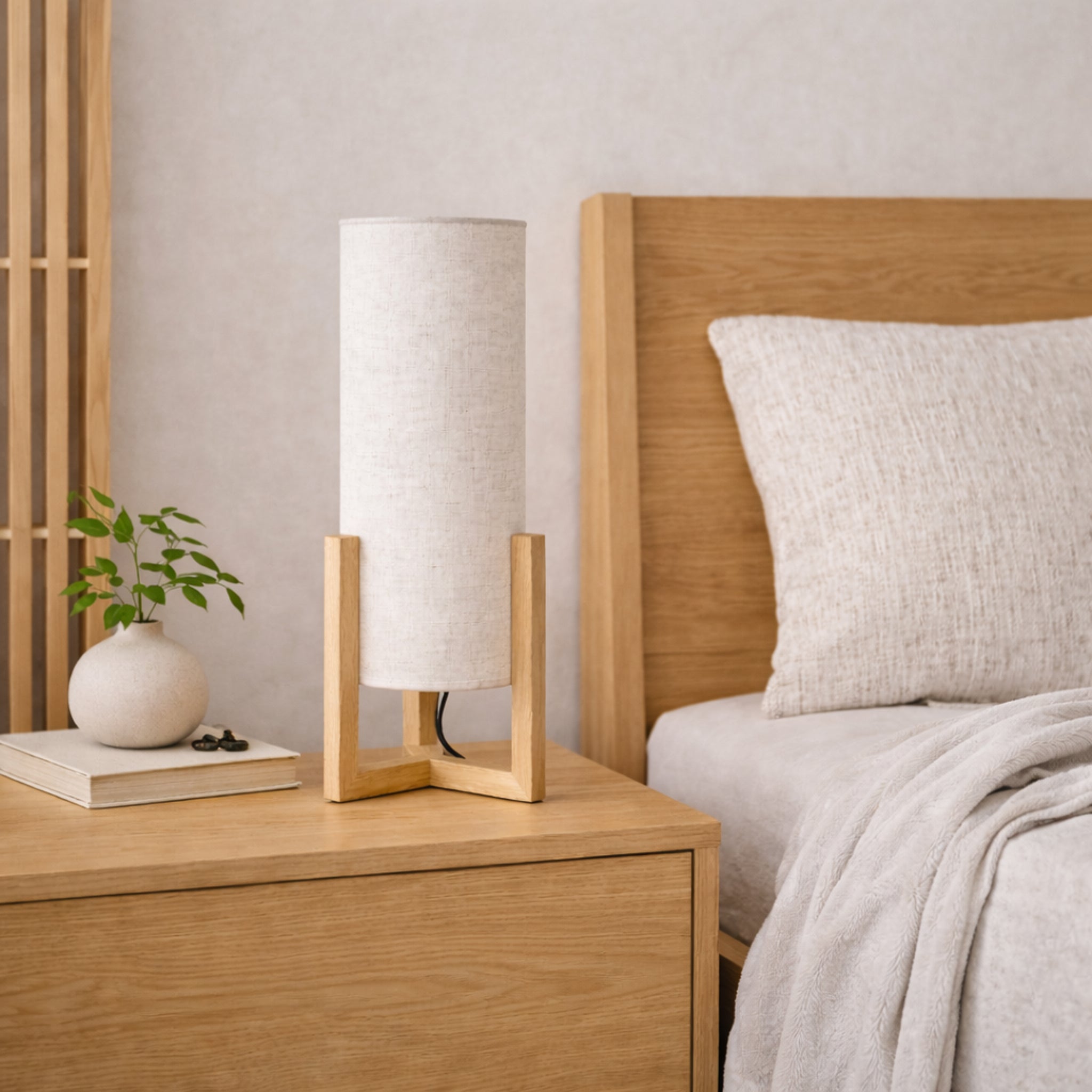 Simple and Stylish Bedroom Table Lamp, Small Home Warm Light Bedside Table Night Lamp, Suitable for Desk Reading Lamp for Kids Room Living Room Office, Rayna Table Lamp Oak and Natural  110-120V